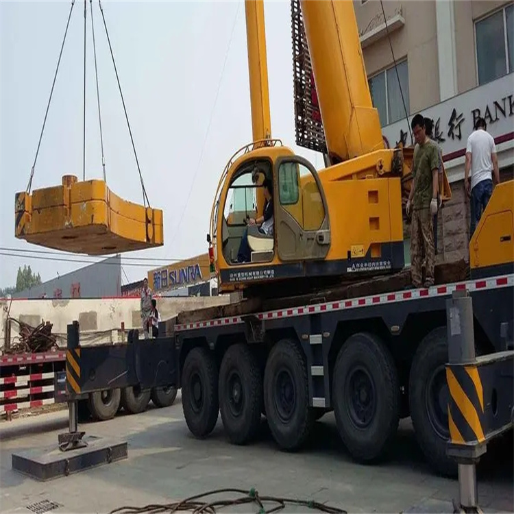 轵城镇当地吊车出租|机器吊装|75吨|工厂搬迁服务